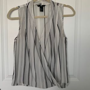 H&M Sleeveless V-neck Blouse